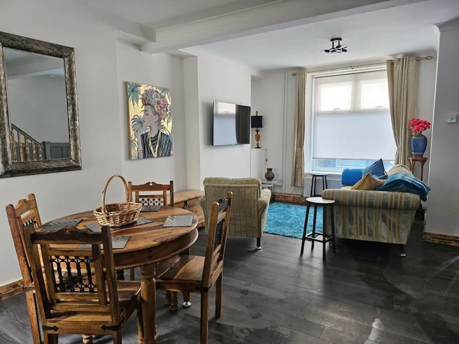 Jubilee Jem Villa Aberaman Buitenkant foto